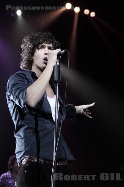 JULIAN PERRETTA - 2010-10-20 - PARIS - L'Alhambra - 